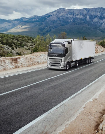 Paashuis-Volvo-Trucks-FH-Gas-01