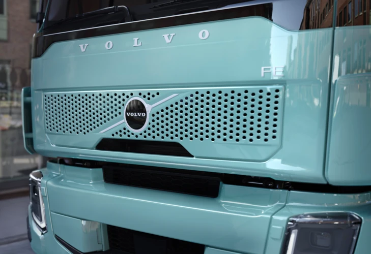 Paashuis-Volvo-Trucks-FE-Electric-06